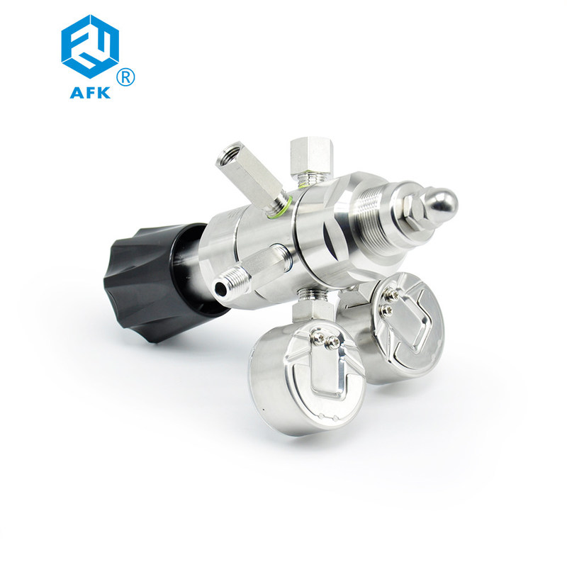Adjustable High Pressure Dual Stage Pressure Regulator With Gauge Ball